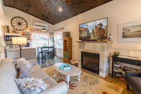 Sarah Janes Cottage at Doe Creek Blowing Rock